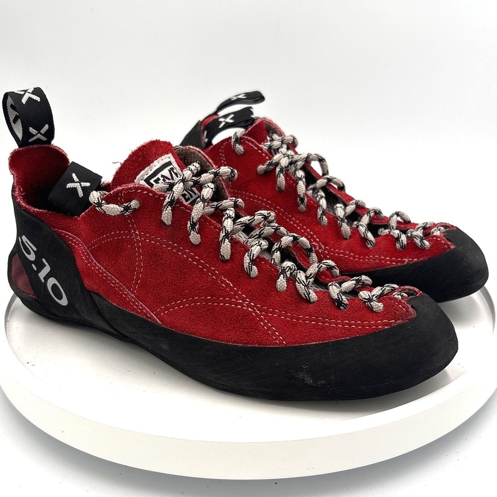Five Ten Red Suede Rock Climbing Shoes Mens 8 Womens 9.5 Lace Up Bouldering 1597